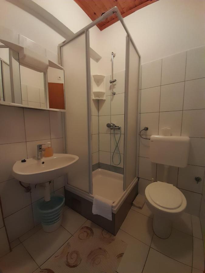 Apartmani Tomic Seline Bagian luar foto