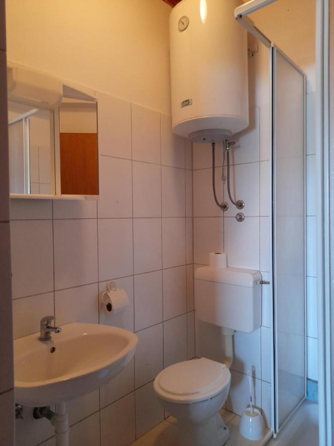 Apartmani Tomic Seline Bagian luar foto