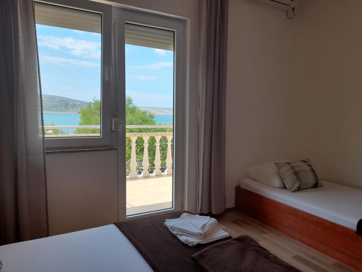 Apartmani Tomic Seline Bagian luar foto